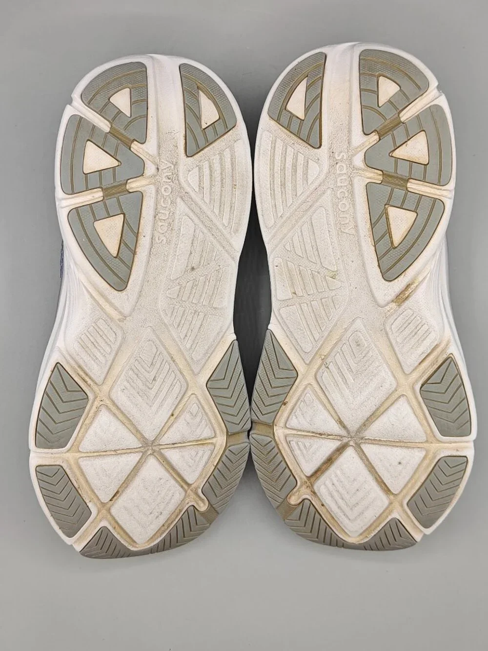 SAUCONY GUIDE 17 